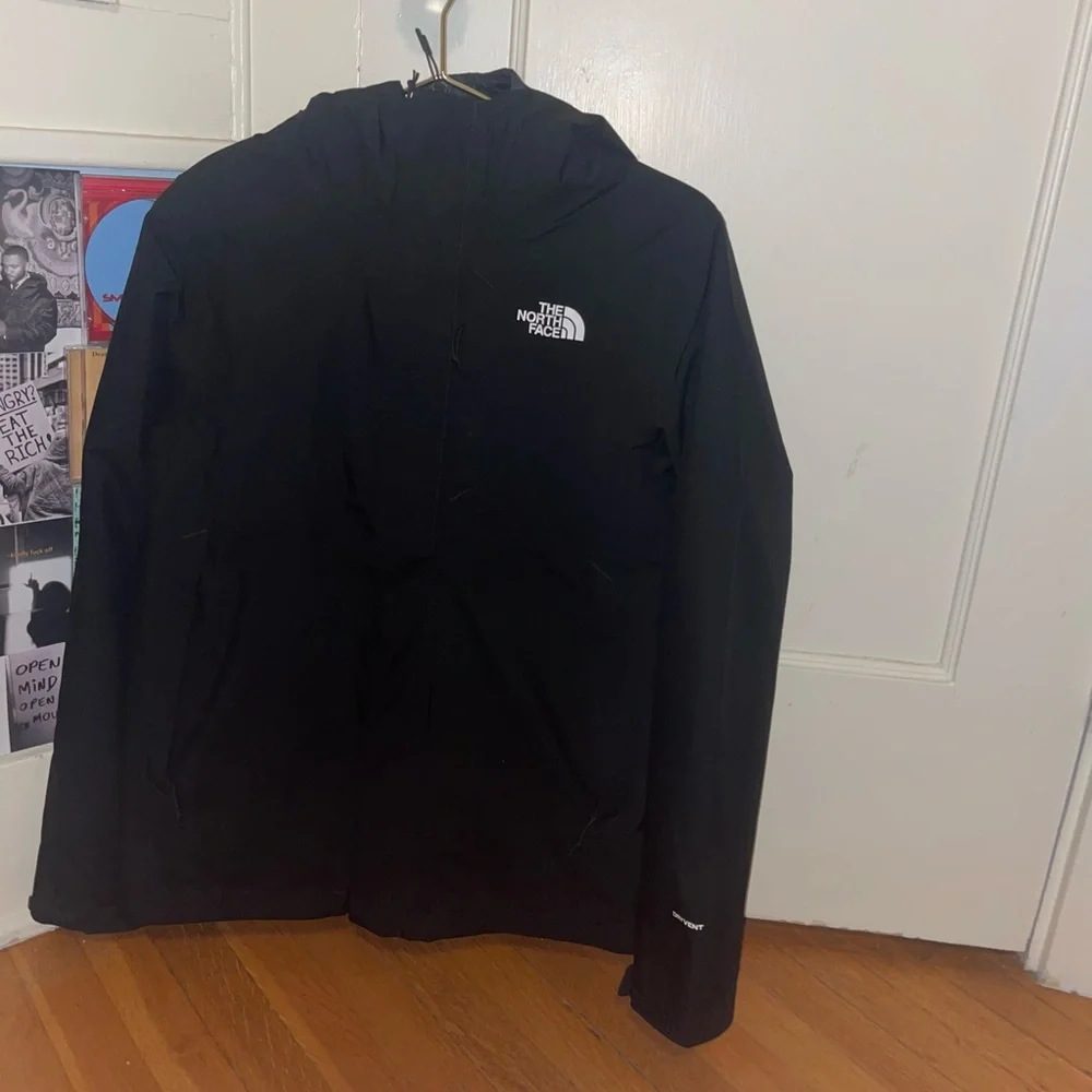 The North Face Men’s Black Hooded Jacket